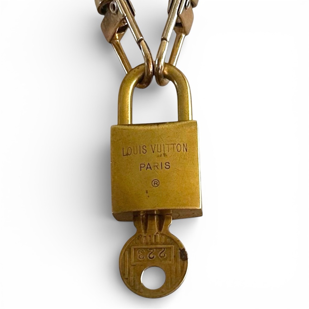 Rare 223 Louis Vuitton Brass Padlock Pendant Necklace with Chain - Picture 4 of 11